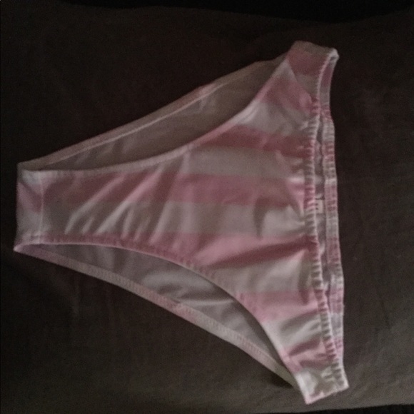 🆕Pink & White bikini.🌸SOLD OUT🌸🌸 then gifted🌸 - Picture 7 of 7